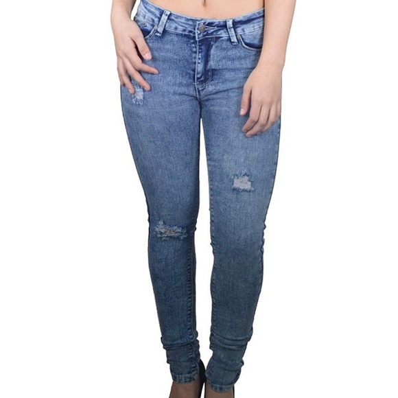 NWT Ladies Denim Ripped Fitted Skinny Jeans - Picture 1 of 3